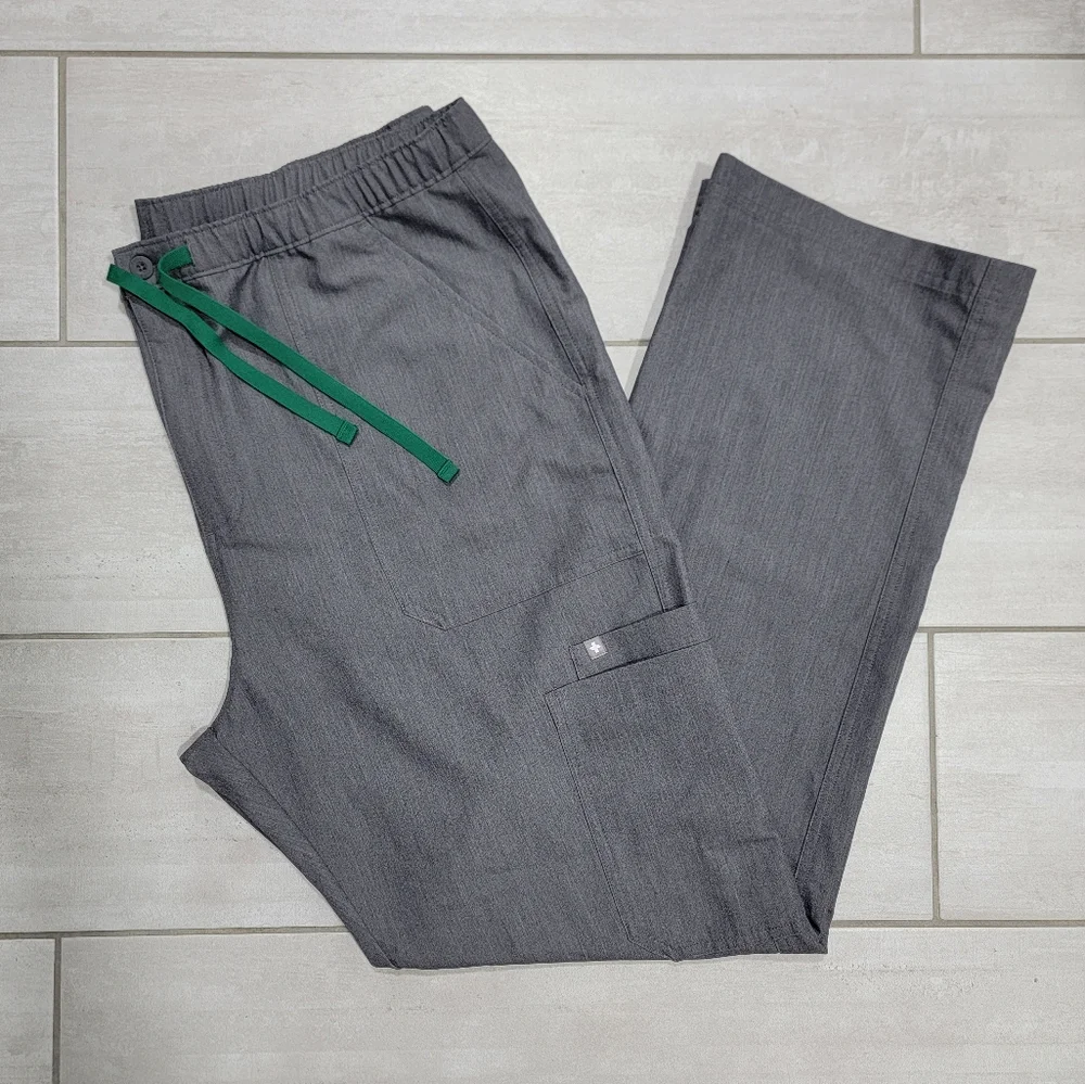 NWOT FIGS Cairo Cargo Scrub Pants Graphite Grey